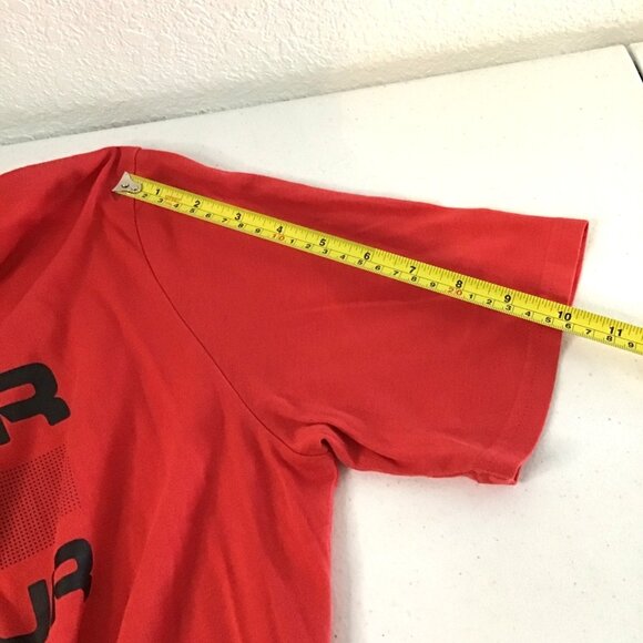 Under Armour Mens Red Graphic T-Shirt Size S - Picture 4 of 6